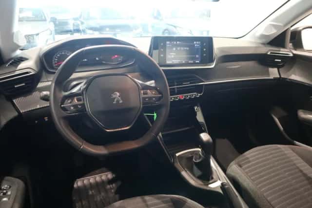 Peugeot 208 (2022) thumbnail 9