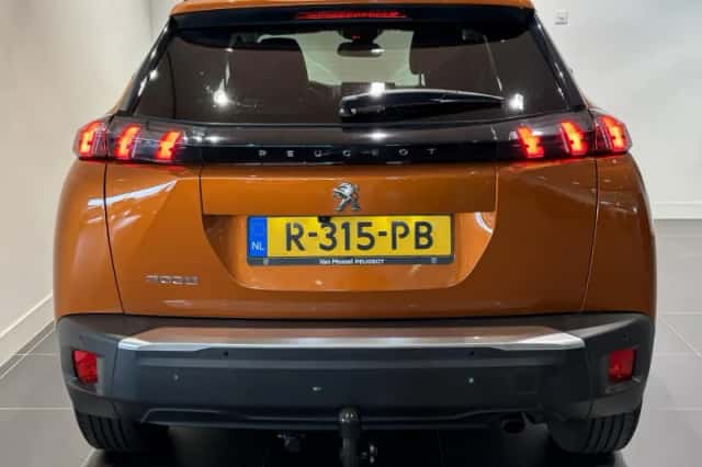 Peugeot 2008 (2022) thumbnail 6