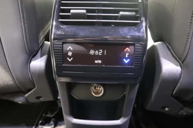 Peugeot 5008 (2025) thumbnail 12
