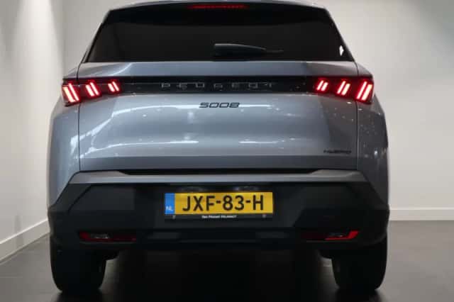 Peugeot 5008 (2025) thumbnail 6