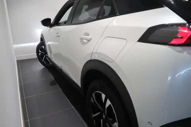 Peugeot 2008 (2022) thumbnail 24