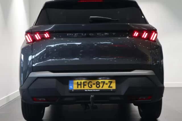 Peugeot 5008 (2025) thumbnail 5