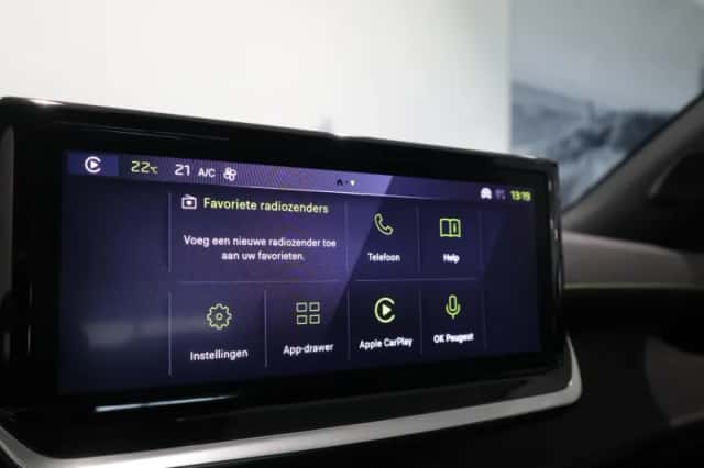 Peugeot e-2008 (2025) thumbnail 18