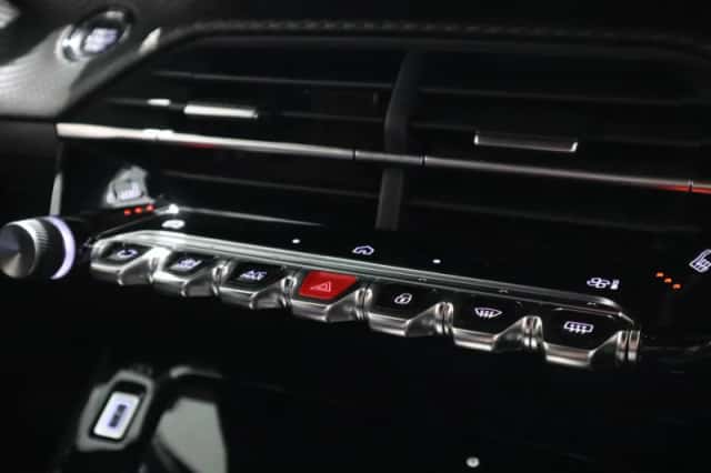 Peugeot e-2008 (2025) thumbnail 21