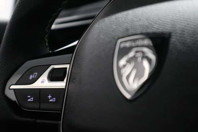 Peugeot e-2008 (2025) thumbnail 25