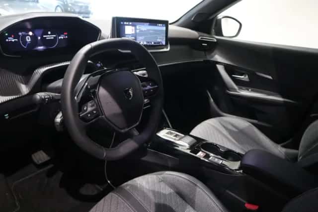 Peugeot 2008 (2025) thumbnail 18