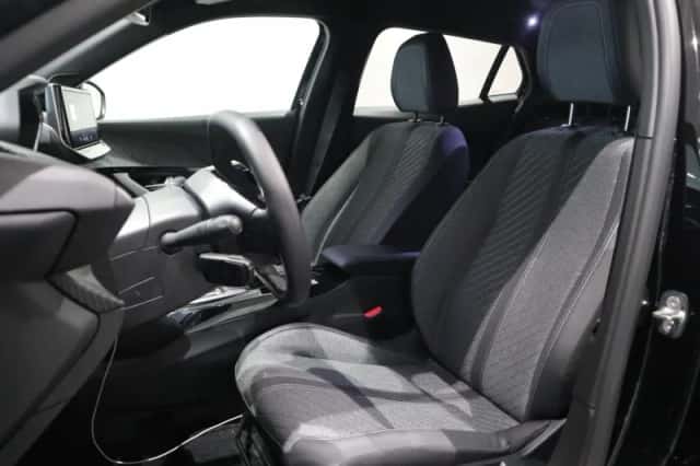 Peugeot 2008 (2025) thumbnail 19