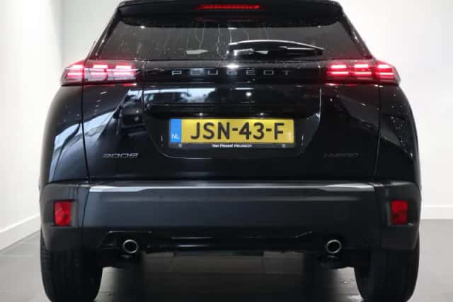 Peugeot 2008 (2025) thumbnail 6