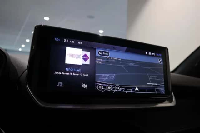 Peugeot 2008 (2025) thumbnail 10