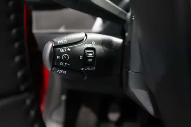 Peugeot 208 (2025) thumbnail 15