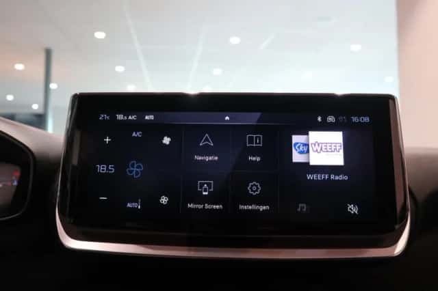 Peugeot 208 (2025) thumbnail 19