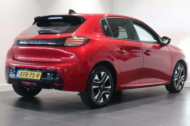 Peugeot 208 (2025) thumbnail 5