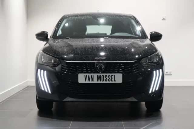 Peugeot 208 (2024) thumbnail 2