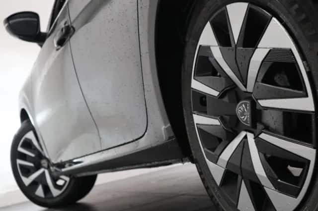 Peugeot 208 (2024) thumbnail 23