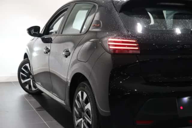Peugeot 208 (2024) thumbnail 24