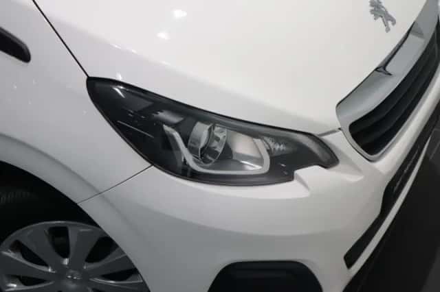 Peugeot 108 (2021) thumbnail 15
