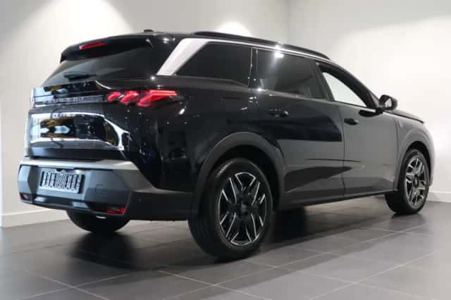 Peugeot E-5008 (2025) thumbnail 4
