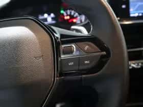 Peugeot 2008 (2023) thumbnail 14