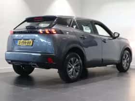 Peugeot 2008 (2023) thumbnail 5