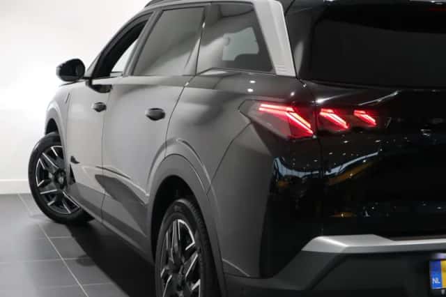 Peugeot 5008 (2025) thumbnail 32