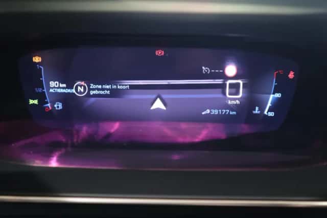 Peugeot 208 (2021) thumbnail 12