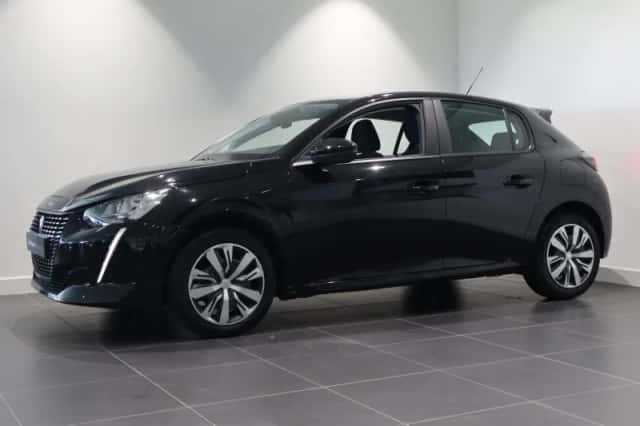 Peugeot 208 (2023) thumbnail 4