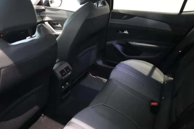 Peugeot 408 (2025) thumbnail 10
