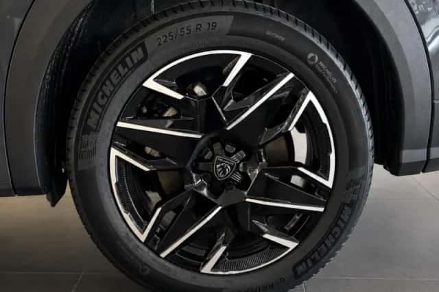 Peugeot 5008 (2025) thumbnail 6