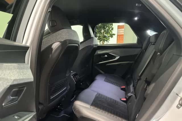 Peugeot 3008 (2025) thumbnail 12
