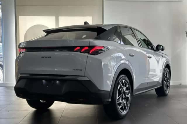 Peugeot 3008 (2025) thumbnail 4