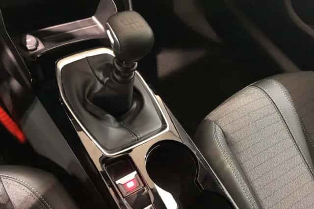 Peugeot 208 (2023) thumbnail 12