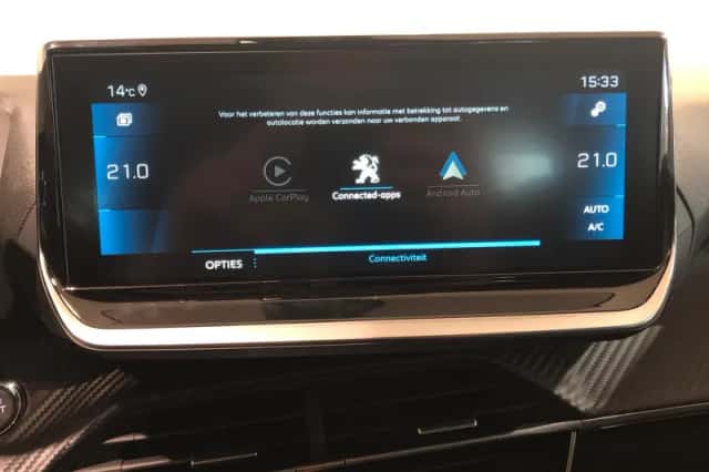 Peugeot 208 (2023) thumbnail 8
