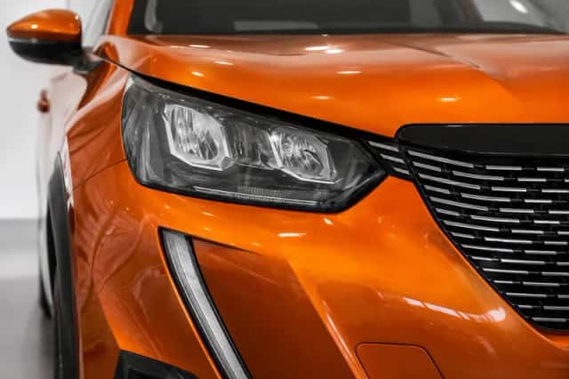 Peugeot 2008 (2021) thumbnail 3