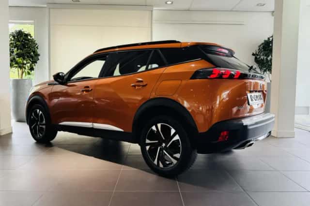 Peugeot 2008 (2021) thumbnail 6