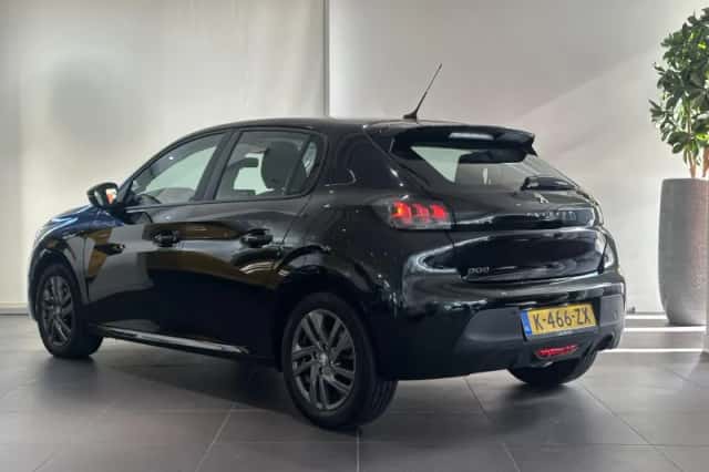 Peugeot 208 (2021) thumbnail 6