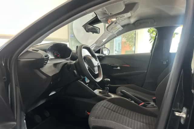 Peugeot 208 (2021) thumbnail 8