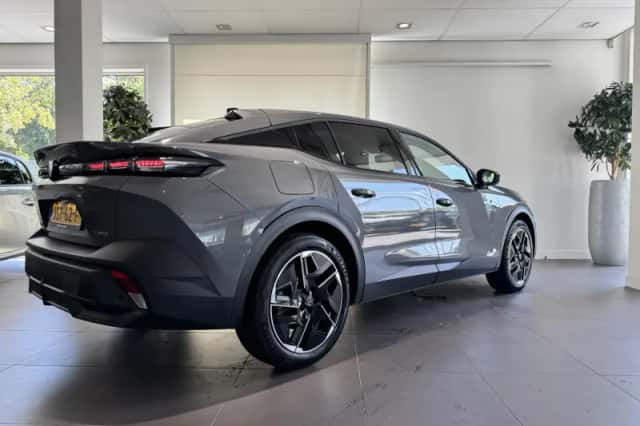 Peugeot 408 (2025) thumbnail 6