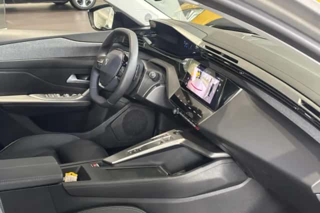 Peugeot 308 (2025) thumbnail 14