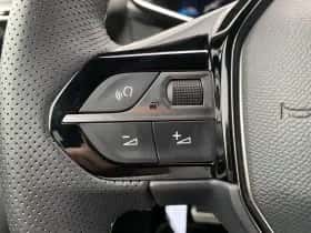 Peugeot e-208 (2022) thumbnail 15