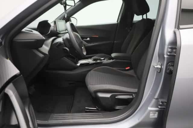 Peugeot e-2008 (2023) thumbnail 12