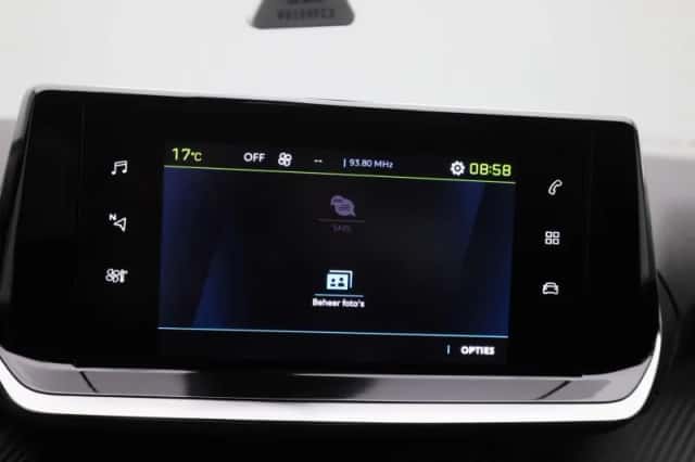 Peugeot e-2008 (2023) thumbnail 21