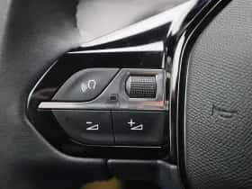 Peugeot e-2008 (2023) thumbnail 25