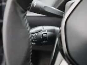 Peugeot e-2008 (2023) thumbnail 26