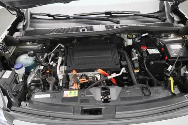 Peugeot e-2008 (2023) thumbnail 29
