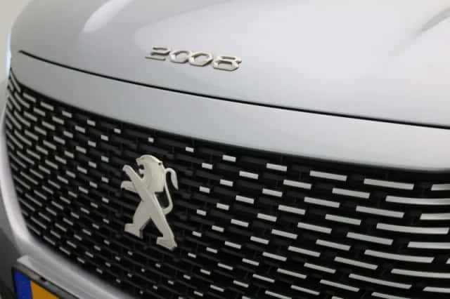Peugeot e-2008 (2023) thumbnail 30