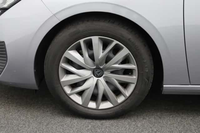 Peugeot 308 (2022) thumbnail 11