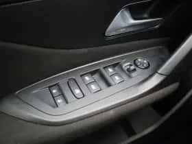 Peugeot 308 (2022) thumbnail 22