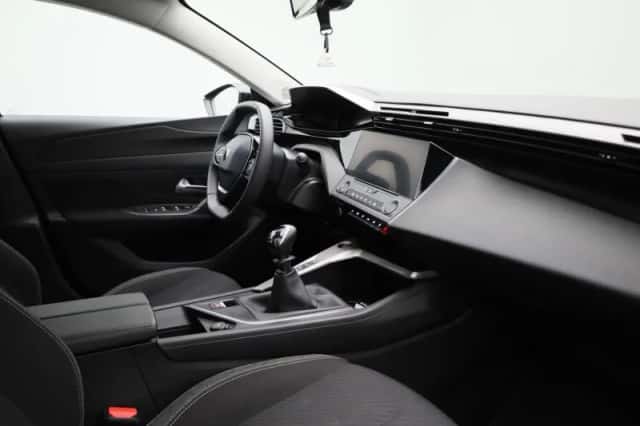 Peugeot 308 (2022) thumbnail 29
