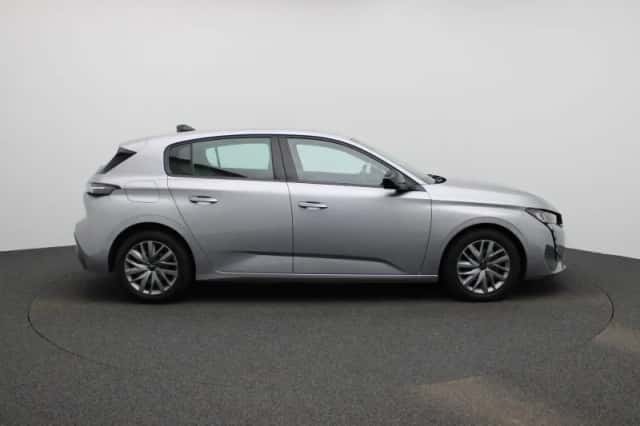 Peugeot 308 (2022) thumbnail 6