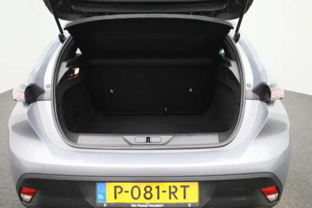 Peugeot 308 (2022) thumbnail 10